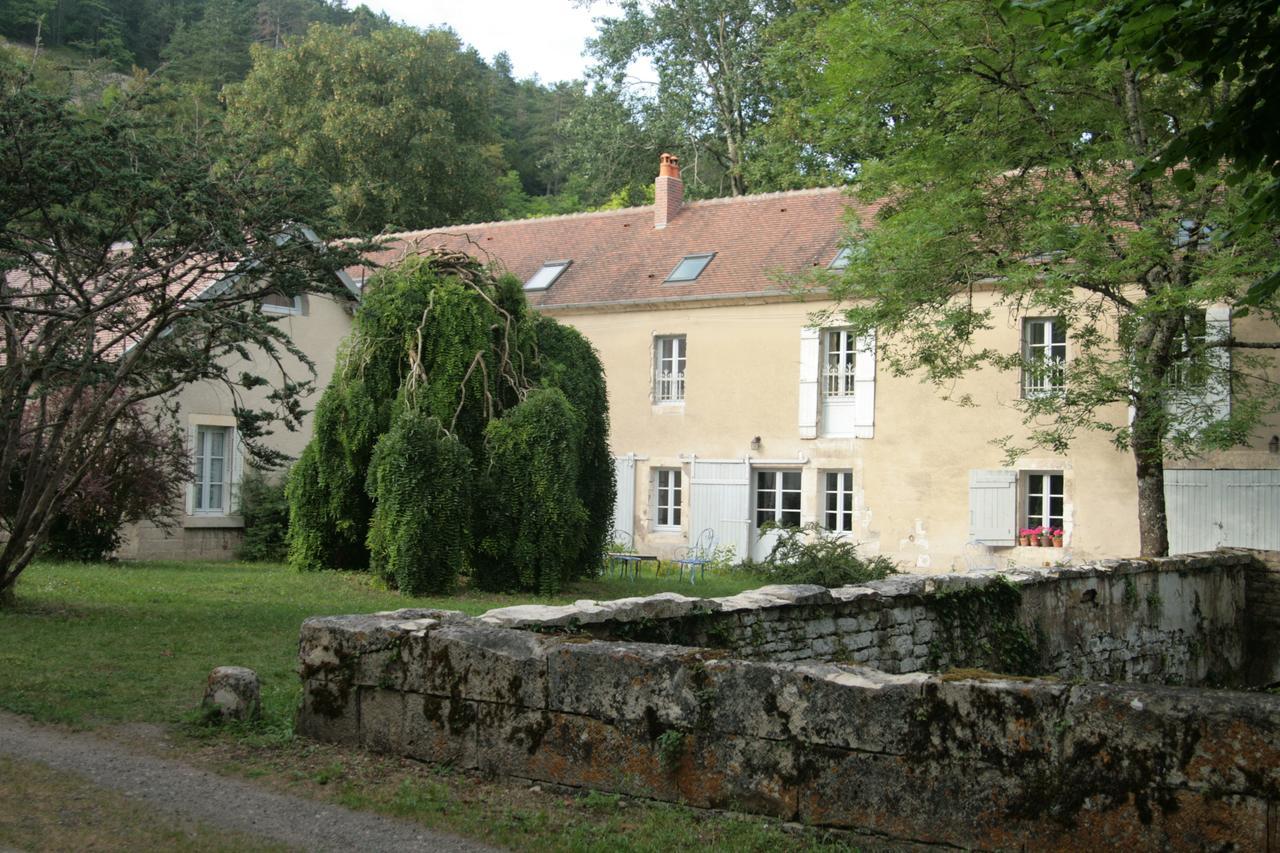 Domaine Des Douves Bed and Breakfast Ancy-le-Franc Eksteriør billede