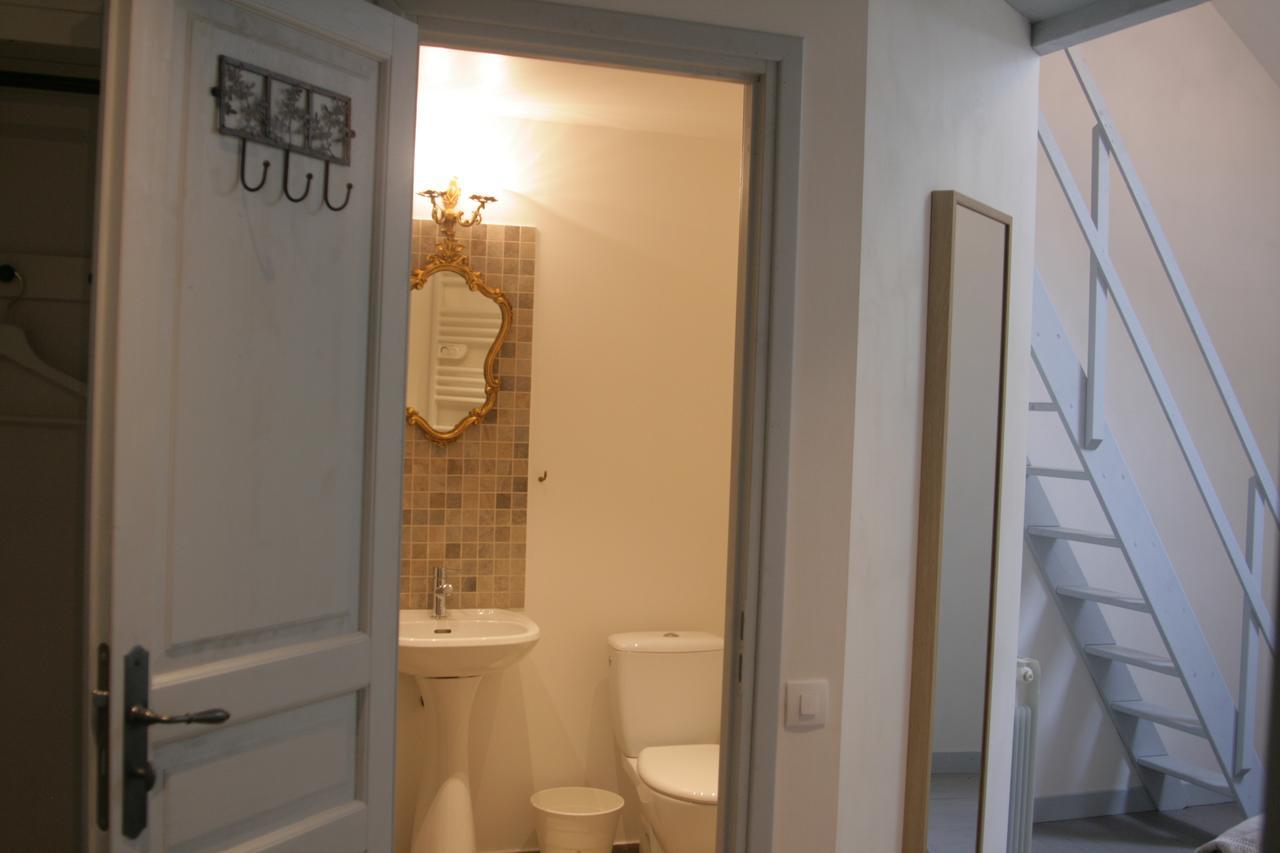 Domaine Des Douves Bed and Breakfast Ancy-le-Franc Eksteriør billede