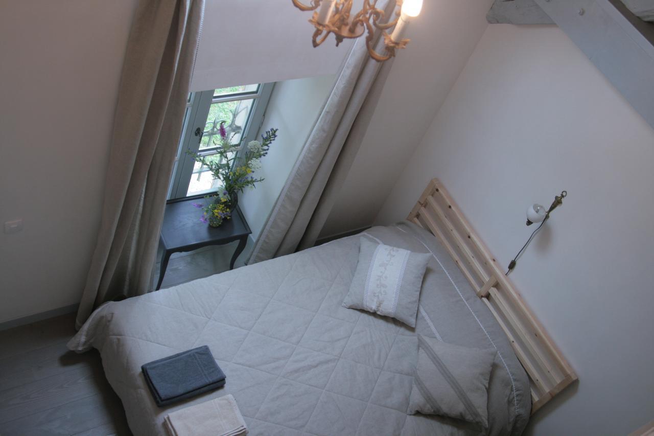 Domaine Des Douves Bed and Breakfast Ancy-le-Franc Eksteriør billede