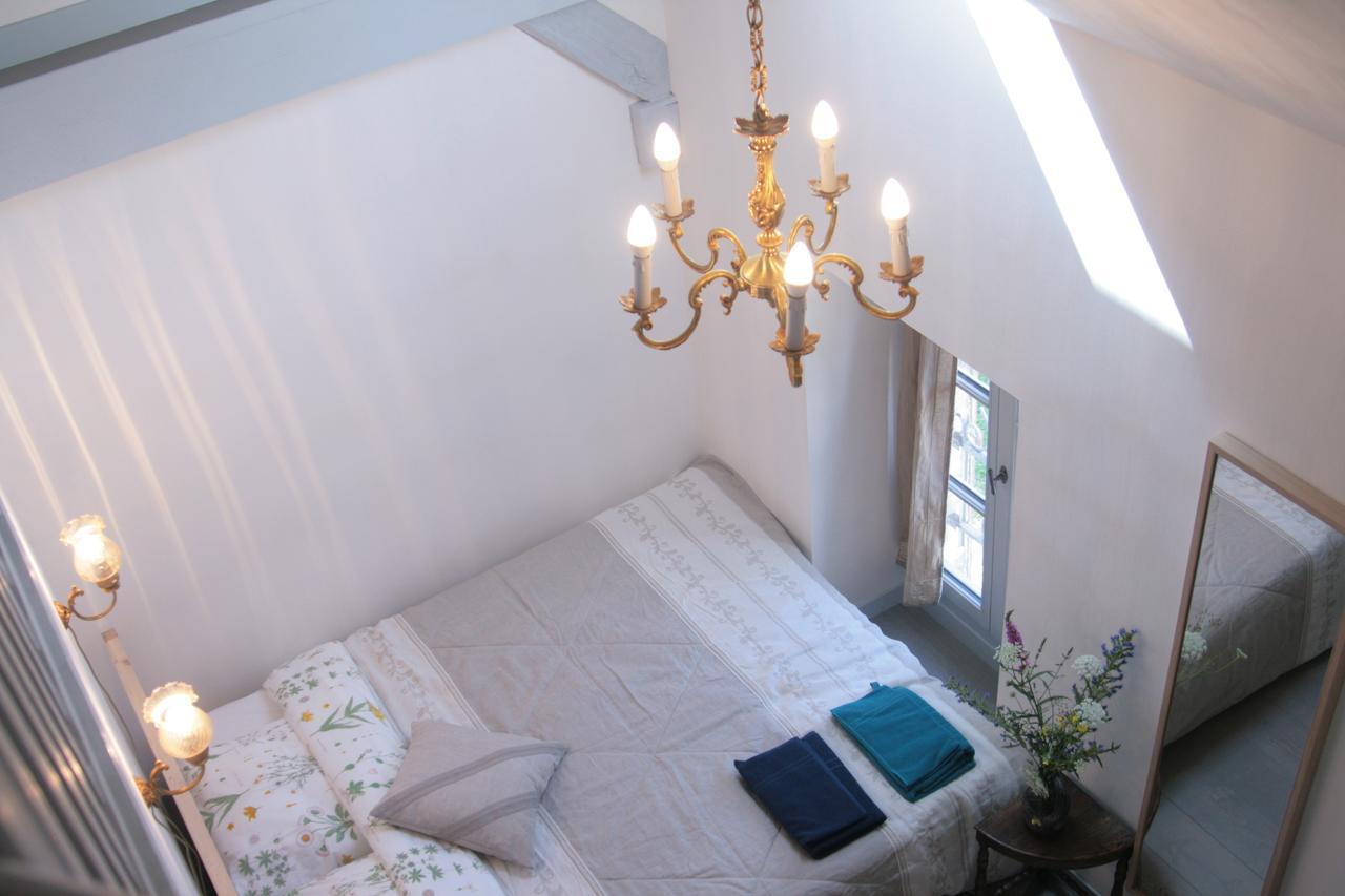Domaine Des Douves Bed and Breakfast Ancy-le-Franc Eksteriør billede
