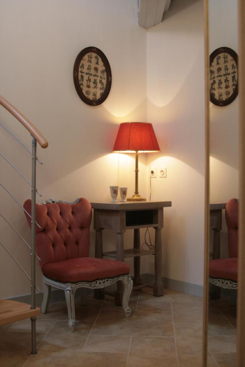 Domaine Des Douves Bed and Breakfast Ancy-le-Franc Eksteriør billede