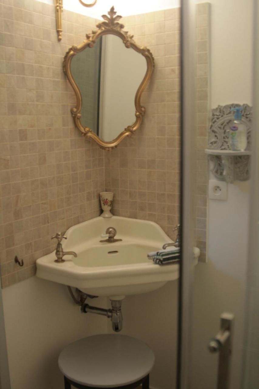 Domaine Des Douves Bed and Breakfast Ancy-le-Franc Eksteriør billede